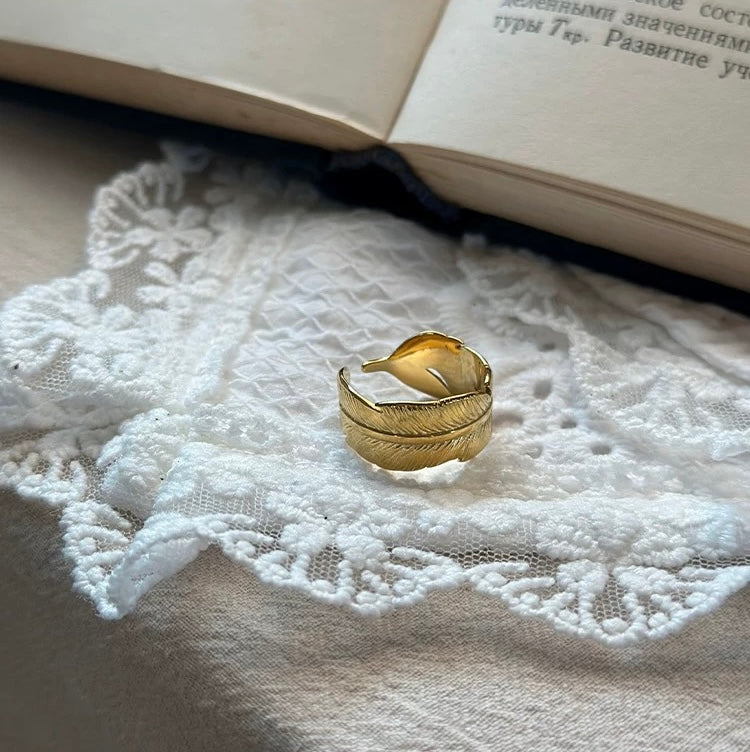Golden Egypt Collection Greek-Style Bohemian Ring