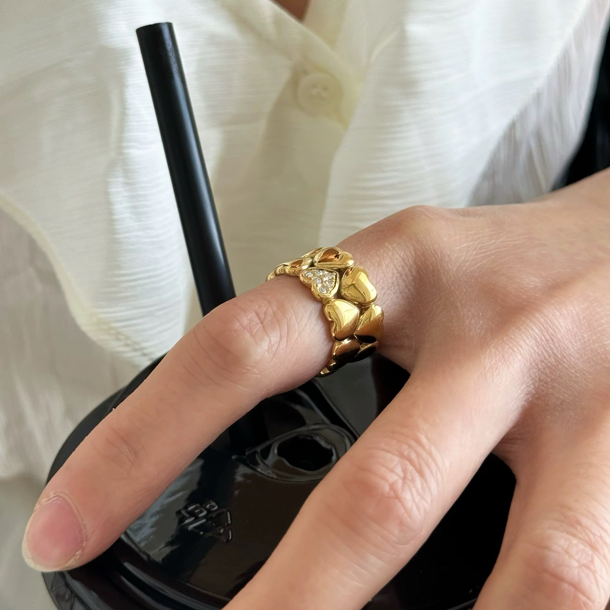 Heart to Heart – Delicate Double-Layer Paved Heart Ring
