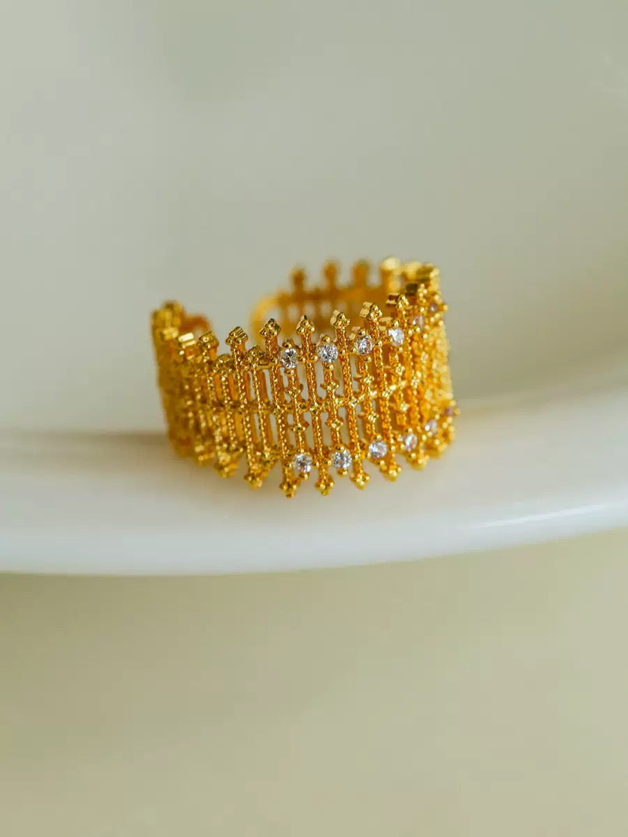 Medieval Garden- French Exquisite Hollow Pattern Ring