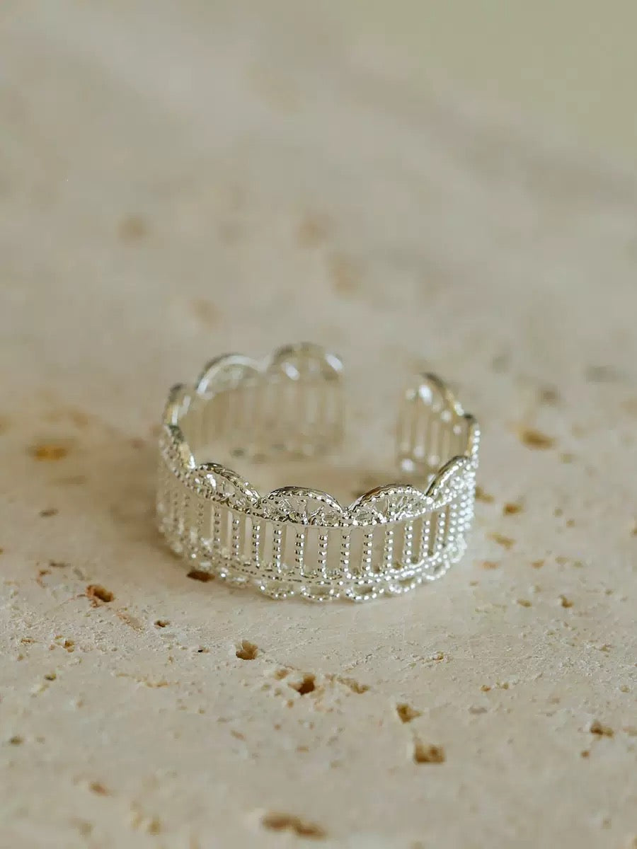 Medieval Garden- French Exquisite Hollow Pattern Ring