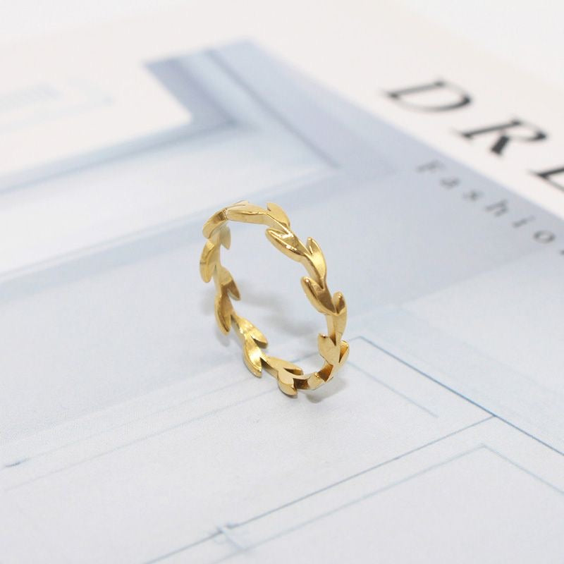 Golden Egypt Collection Greek-Style Bohemian Ring