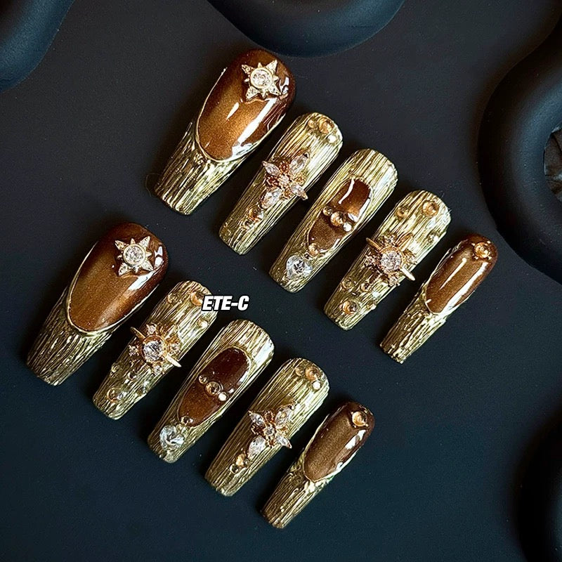 C+ Series – Phantom of the Opera Cat-Eye Golden Brown Press-On Nails