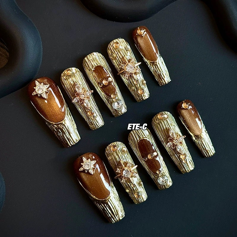 C+ Series – Phantom of the Opera Cat-Eye Golden Brown Press-On Nails