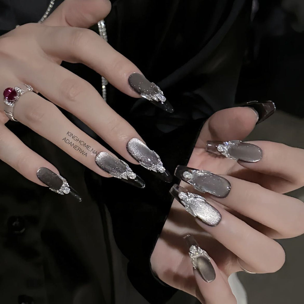 C+ Series Black Gem – Sparkling Cat-Eye Press-On Nails