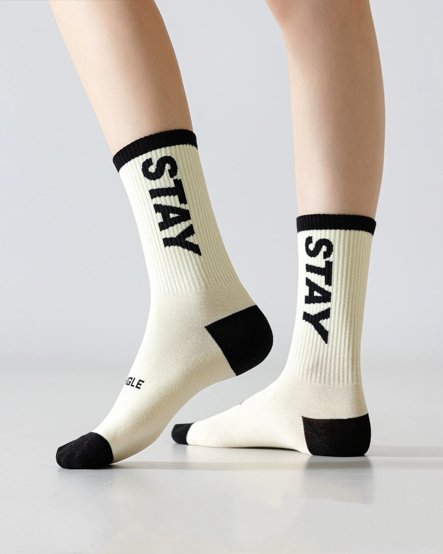 Street Style American Sports Mid-Calf Antibacterial Socks