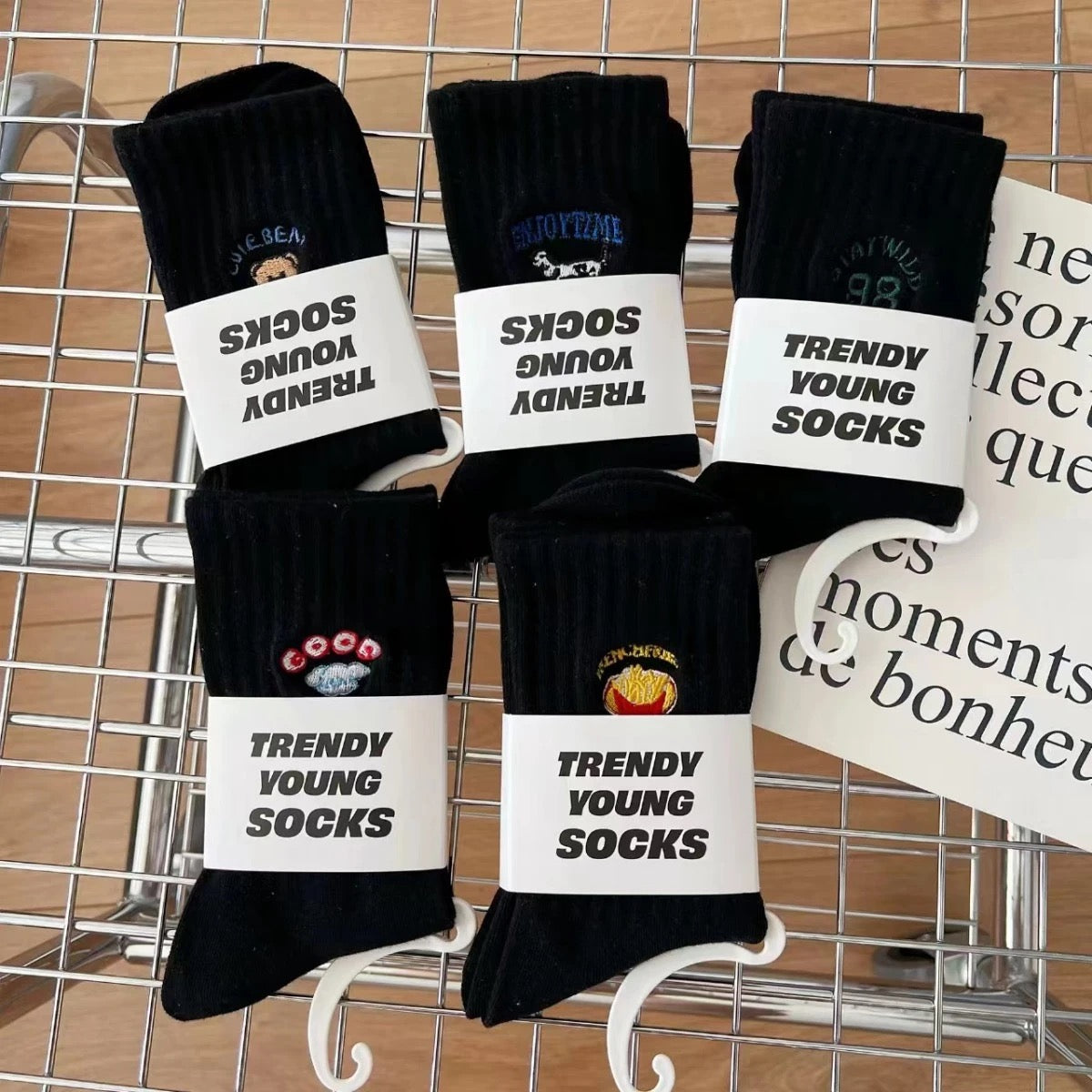 Japanese Embroidered White Cotton Mid-Calf Socks