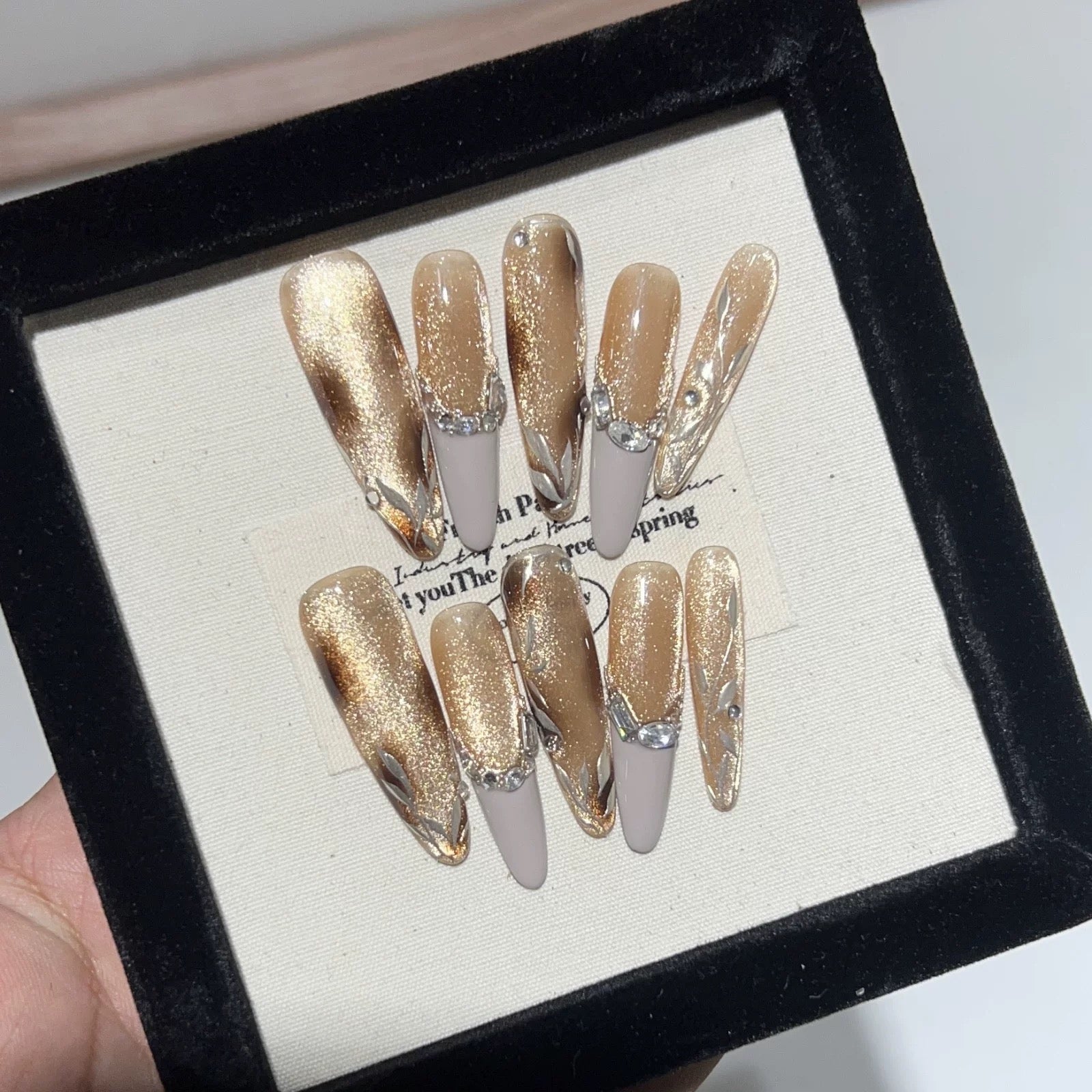 Tortoiseshell Cat-Eye & French Crystal Cat-Eye Press-On Nails