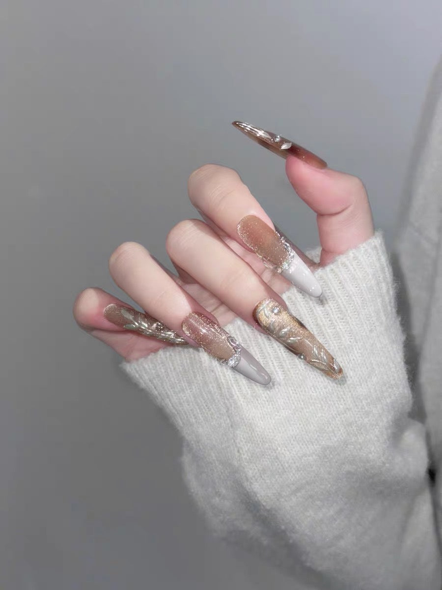 Tortoiseshell Cat-Eye & French Crystal Cat-Eye Press-On Nails