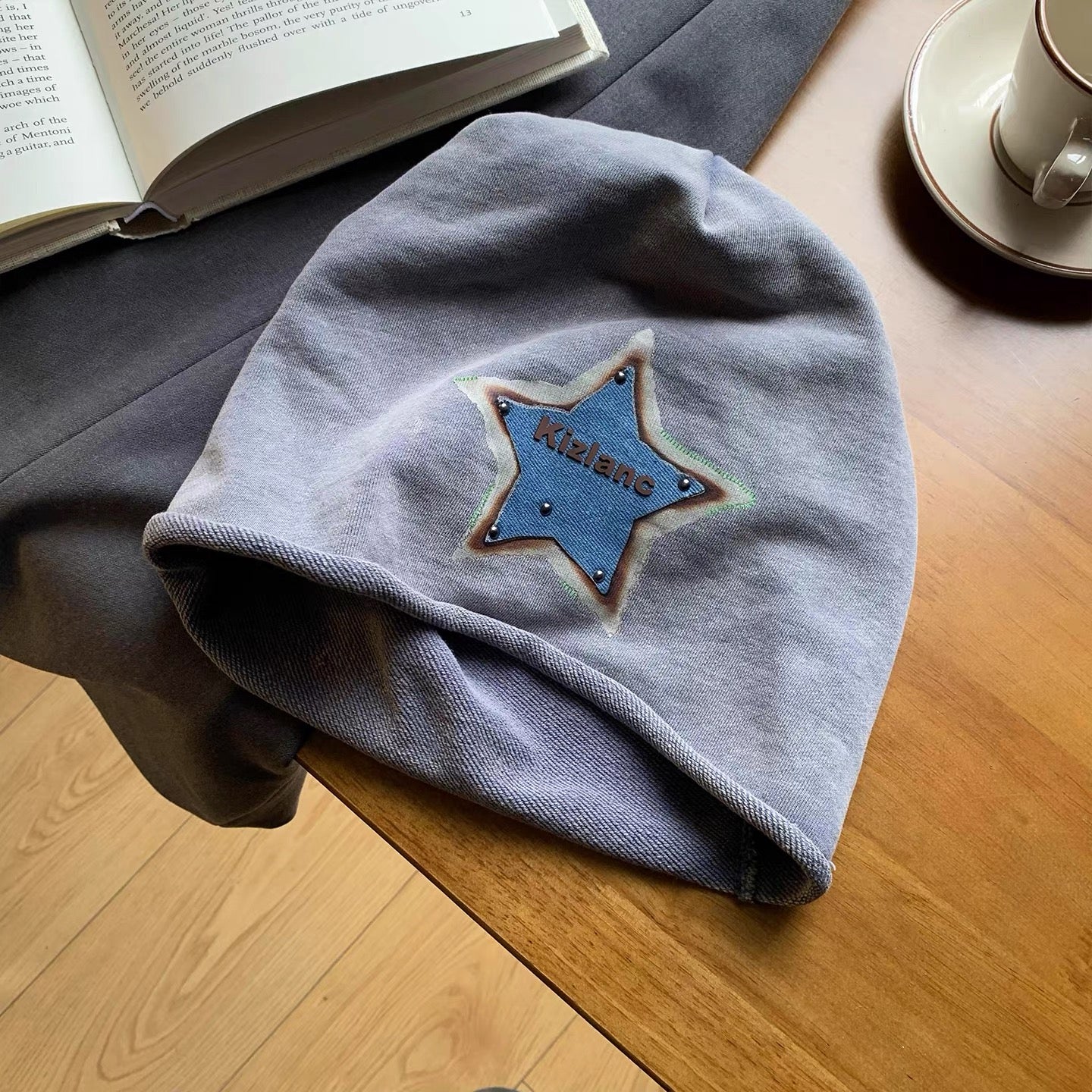 American Retro Star Slouch Beanie